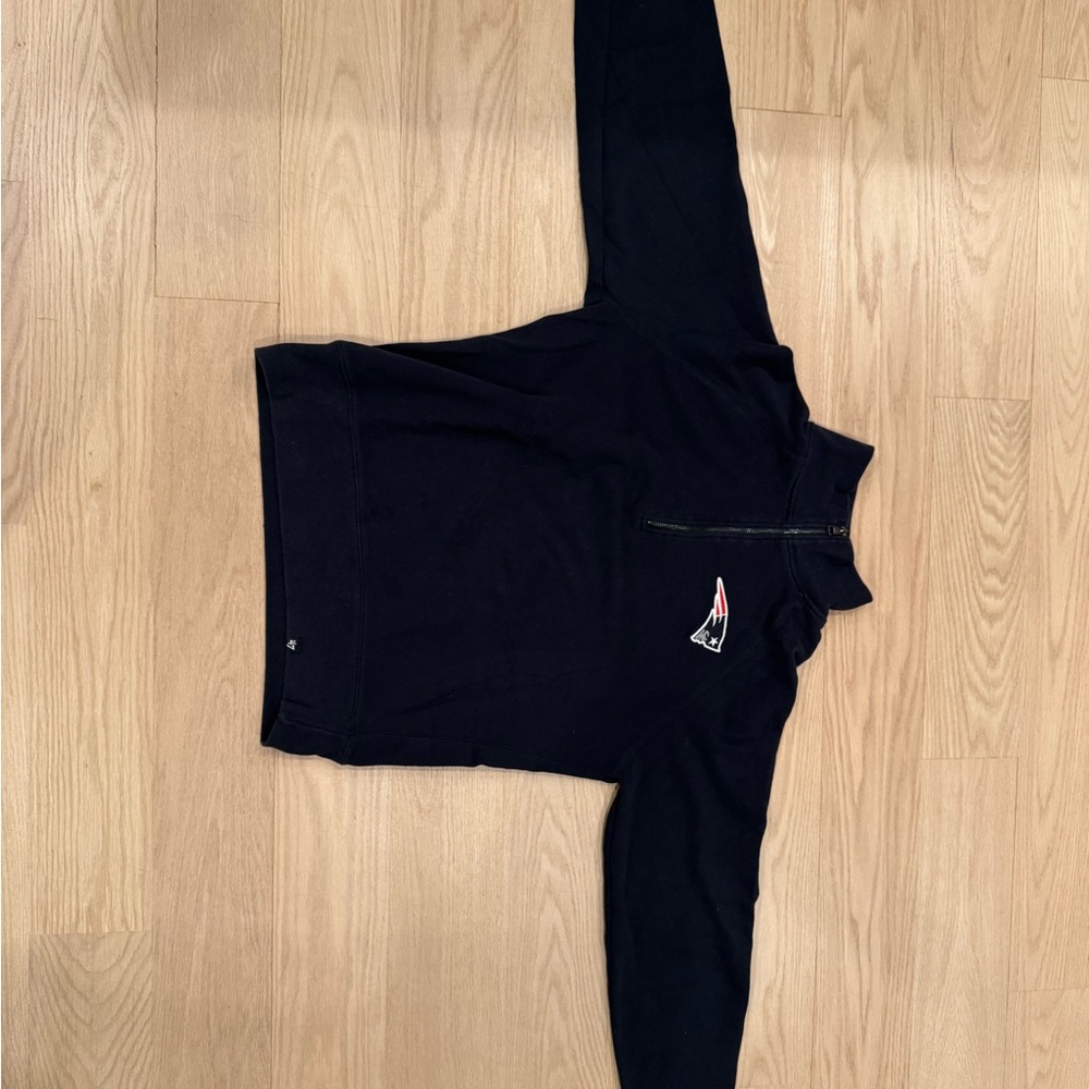 New England Patriots Black Quarter-Zip Sweatshirt with Logo